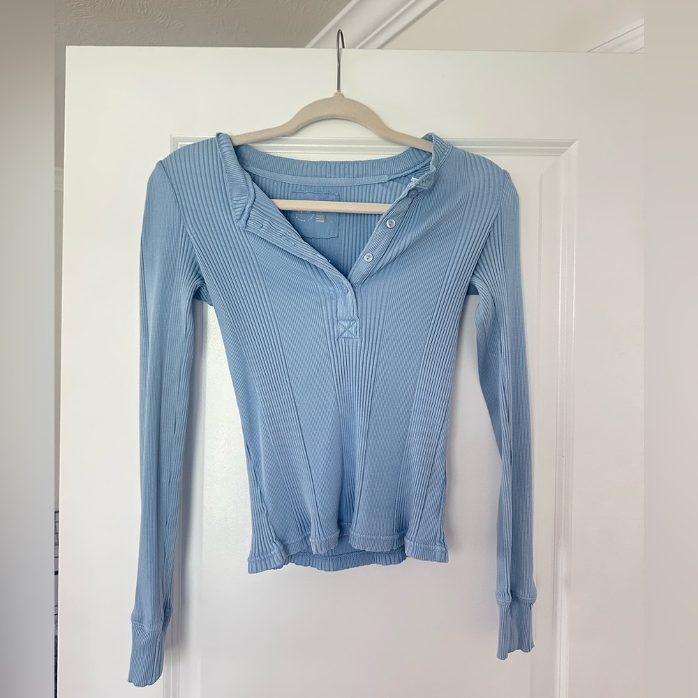 Aerie Light Blue Ribbed Button Down Shirt